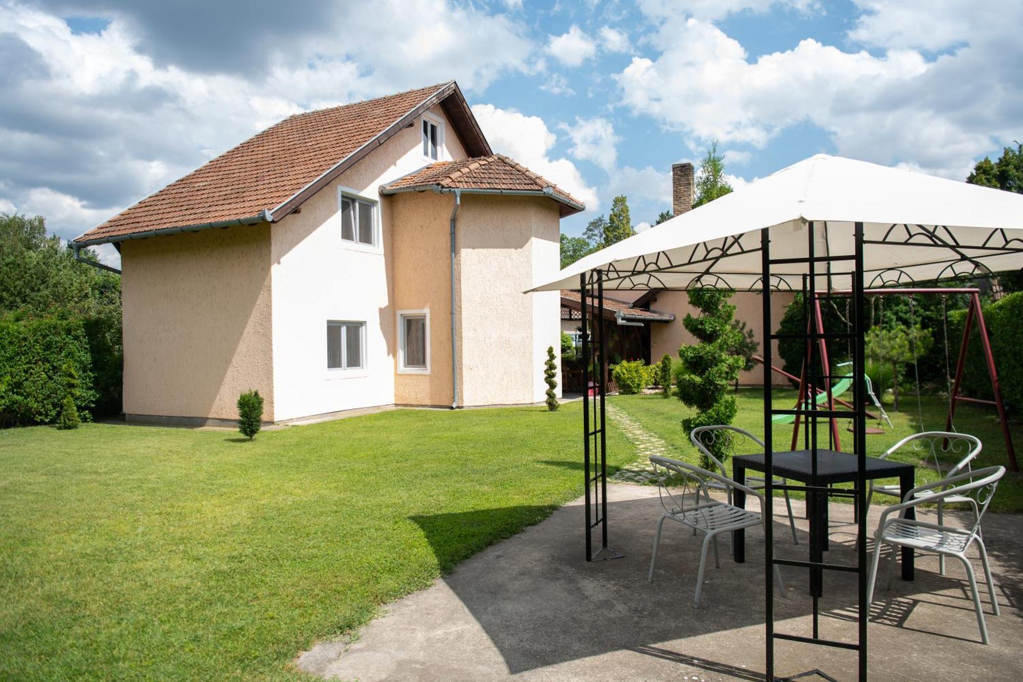 Guesthouse Kristina Палич Экстерьер фото