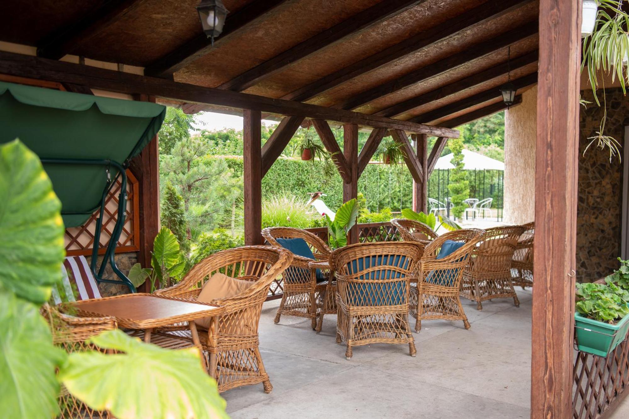 Guesthouse Kristina Палич Экстерьер фото