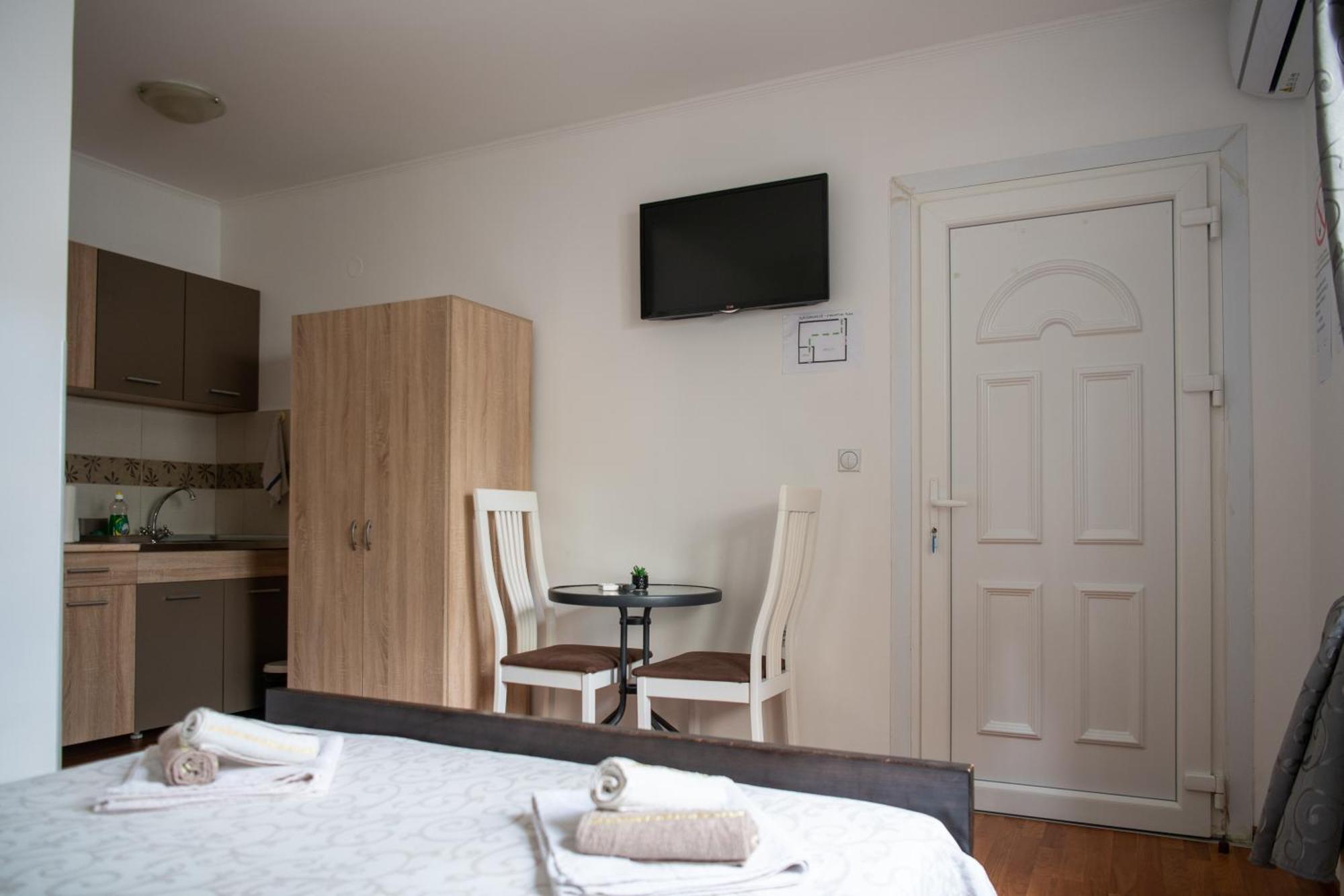 Guesthouse Kristina Палич Экстерьер фото